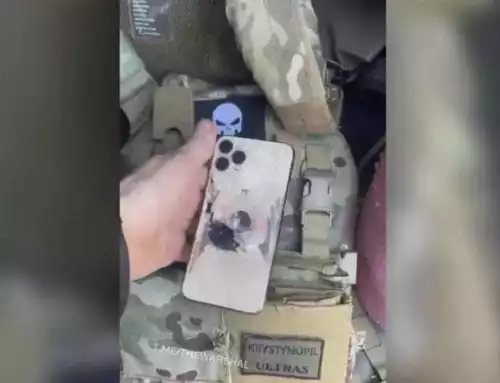 ယူကရိန်း စစ်သား ၁ ယောက်ရဲ့ အသက်ကို ကယ်တင်လိုက်တဲ့ iPhone