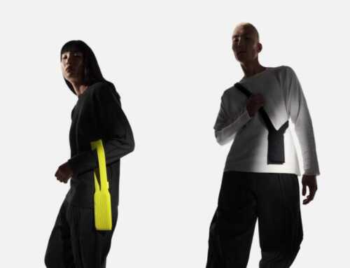 Apple က iPhone ထည့်တဲ့အိတ်ကို ၁၀ သိန်းနဲ့ ရောင်းချ