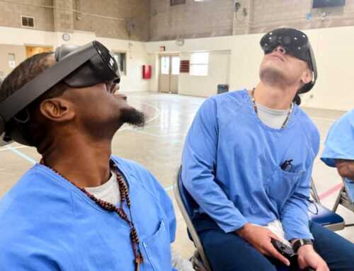 ထောင်နံရံတွေကြားကနေ VR နည်းပညာနဲ့ ကမ္ဘာပတ်ခွင့်ရနေတဲ့ California အကျဉ်းသားများ